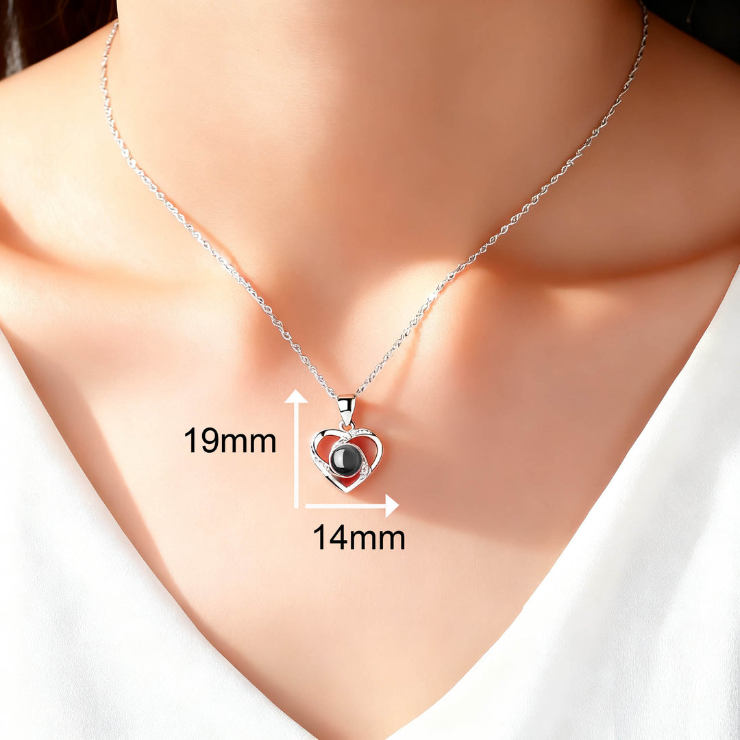 "Love You for Ten Thousand Years" pendant — a free-engraving, light luxury clavicle chain with an elegant and premium feel