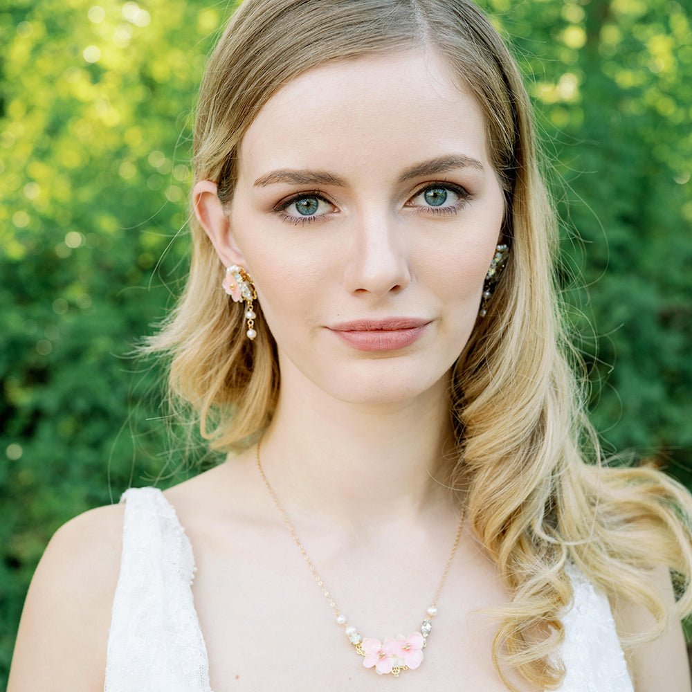 Amelia Rosa Hortensien-Edelsteinkette