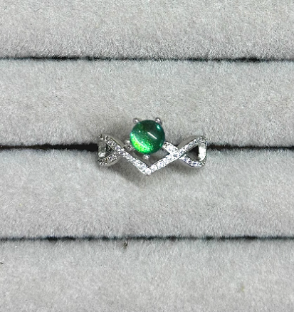 Emerald Green Jewel Beetle Wing Ring - Handmade Gold Open Ring - Minimalist Bio-Jewelry - Unique Statement Specimen Ring - Luxury Nature Gift for Her