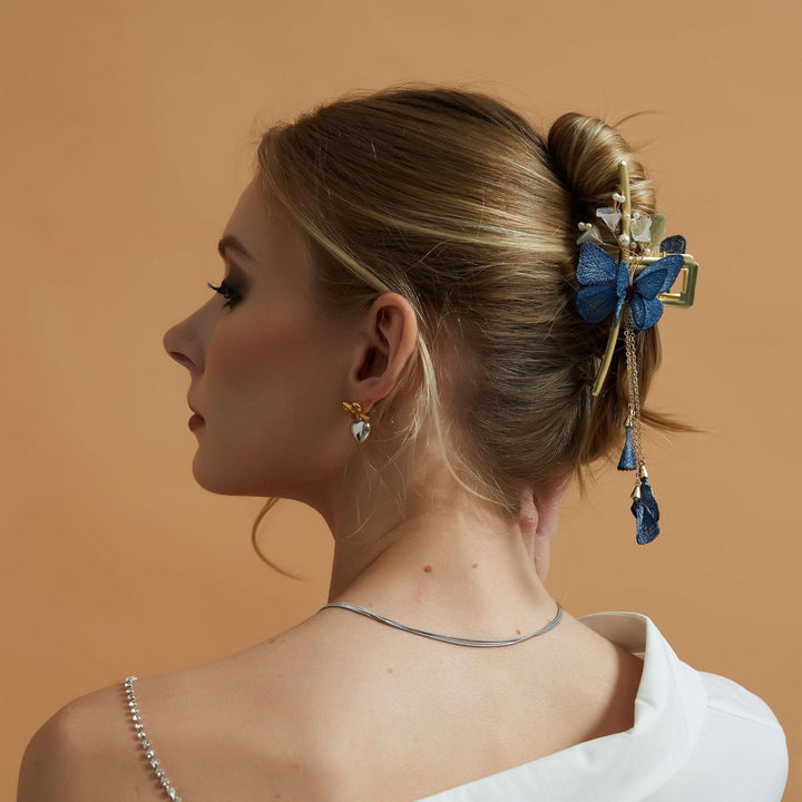 Blaue Schmetterlings-Blumengarten-Haarklammer