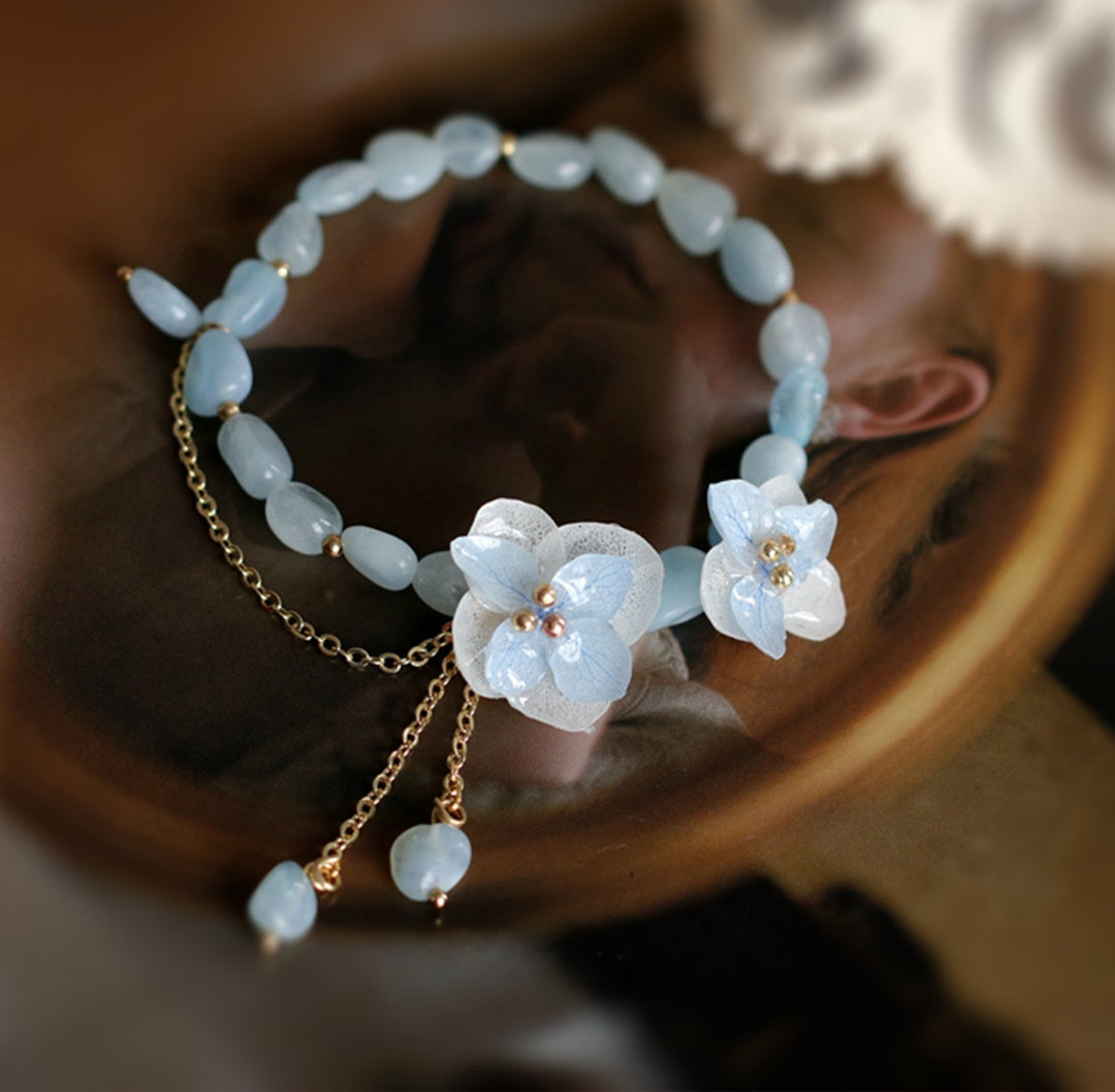 Blaues Hortensien-Kristallperlenarmband