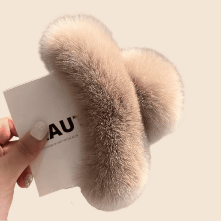 Fluffy hair clips, simple hair,gathering clips, stylish hair accessories with an advanced INS - style fluffy hair clips