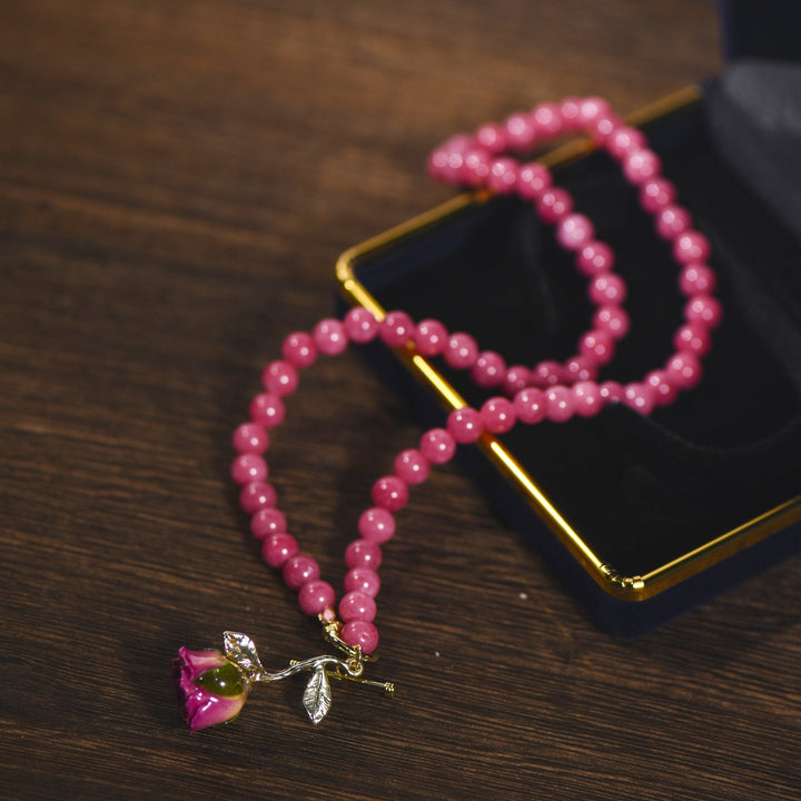 Kamelie Golden Rose Pink Jade Halskette / Schlussverkauf