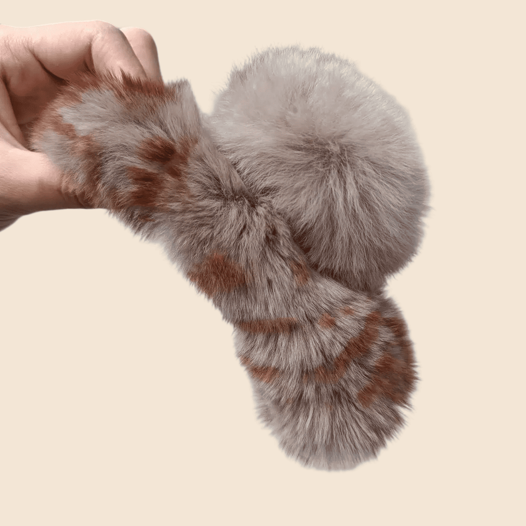 Fluffy hair clips, simple hair,gathering clips, stylish hair accessories with an advanced INS - style fluffy hair clips