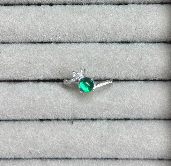 Emerald Green Jewel Beetle Wing Ring - Handmade Gold Open Ring - Minimalist Bio-Jewelry - Unique Statement Specimen Ring - Luxury Nature Gift for Her