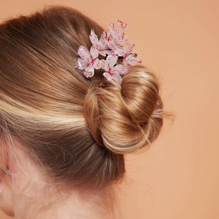 Blühende rosa Kirschblüten Haarspange