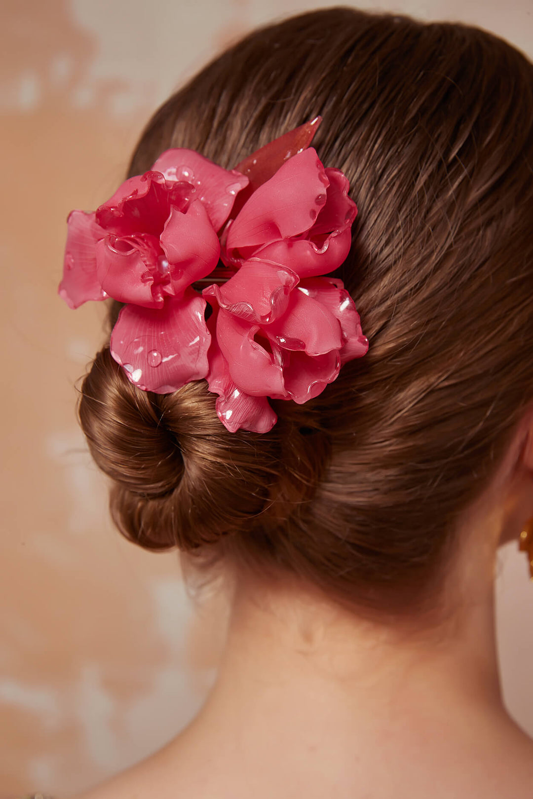 Haarspange mit Irisblüte