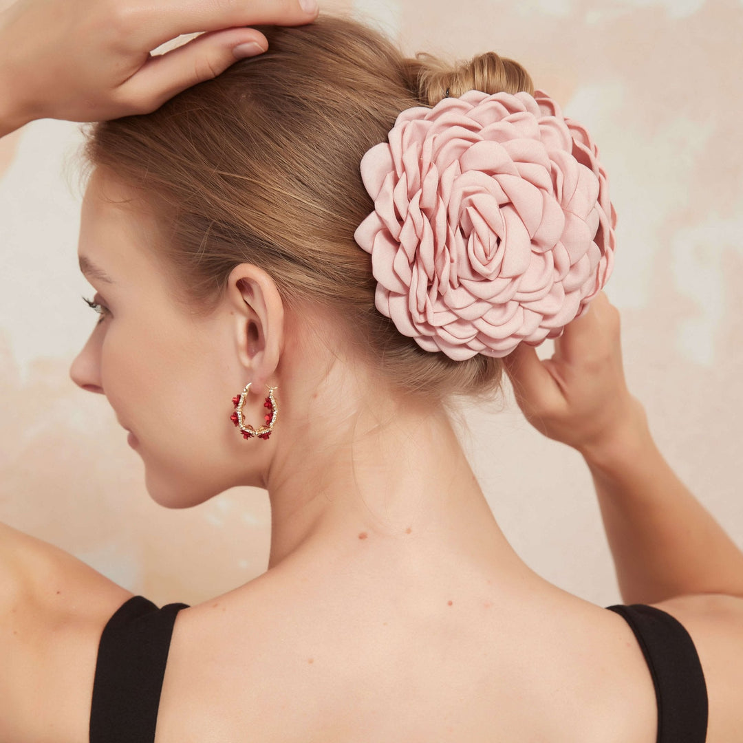 Große rosa Kamelien-Haarklammer