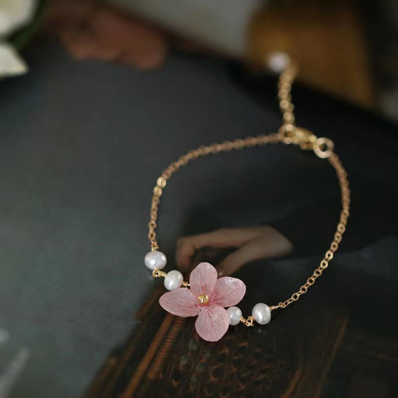 Miss Hydrangea Pearl Bracelet  (Stackable)