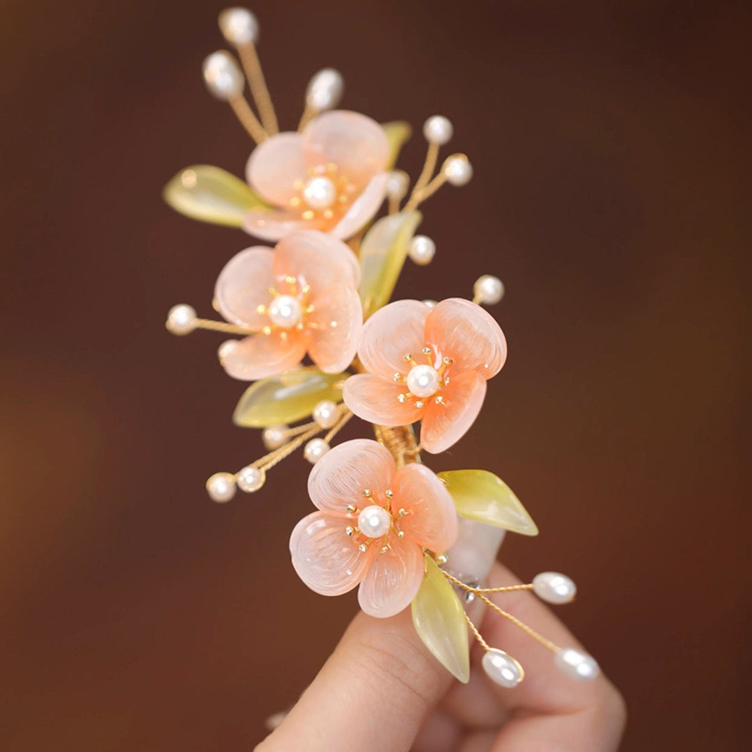 Haarspange „Primrose Garden“ aus Perlmutt