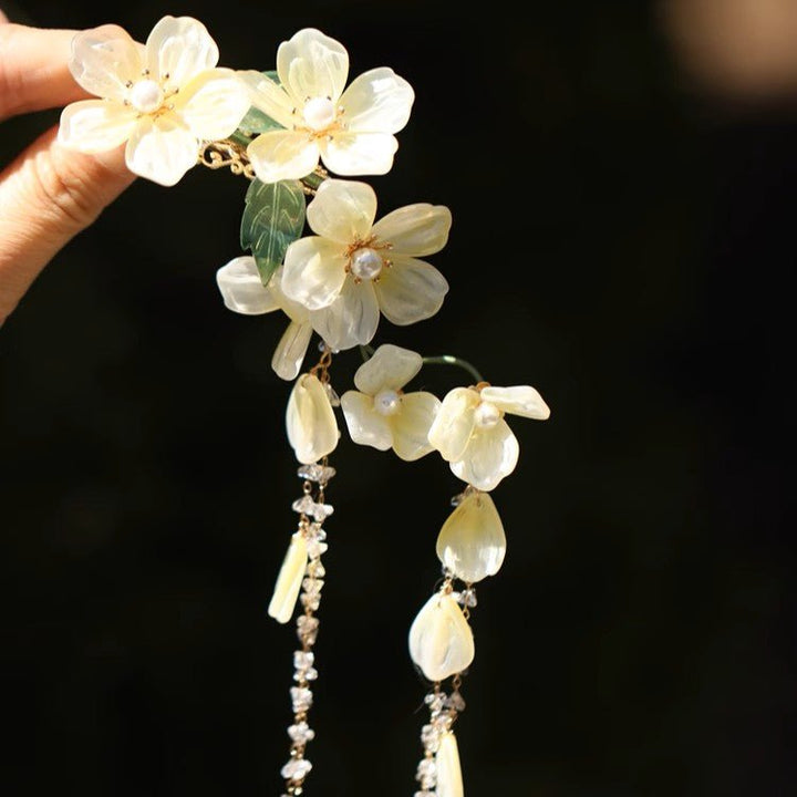 Haarspange mit Osmanthusblüten-Quaste