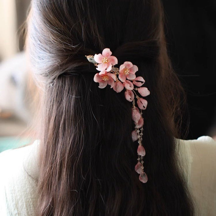 Haarspange mit Quaste und Pfirsichblüten