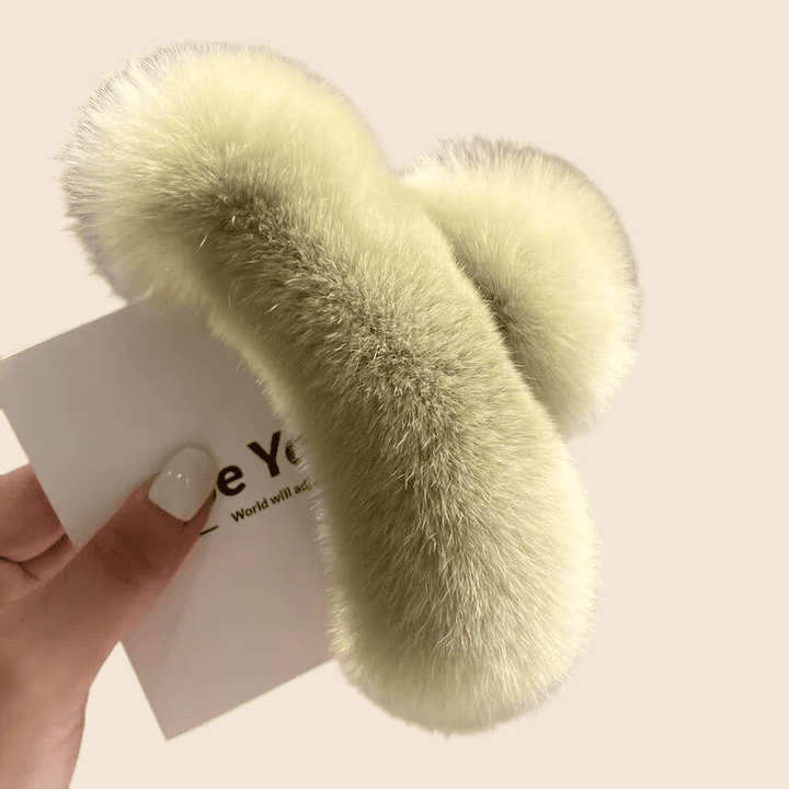 Fluffy hair clips, simple hair,gathering clips, stylish hair accessories with an advanced INS - style fluffy hair clips