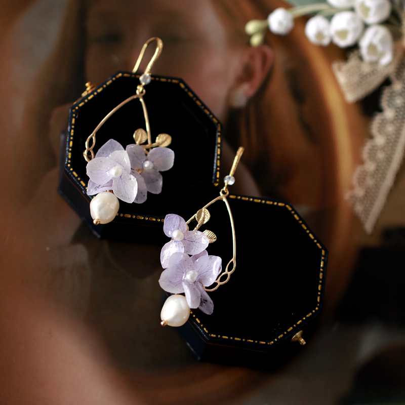 Tiana Purple Hydrangea Drop Earrings