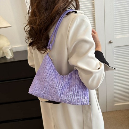 Trendy and Simple Elegant Shoulder Bag for Women in 2023 Early Autumn, New Nylon Solid Color Armpit Bag, Korean Style